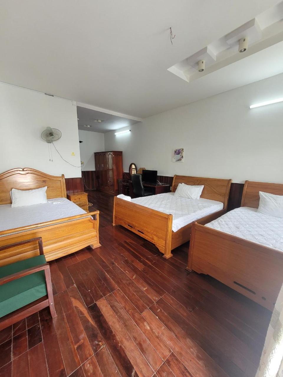 Hostel Ngoc Lien Туихоа Экстерьер фото