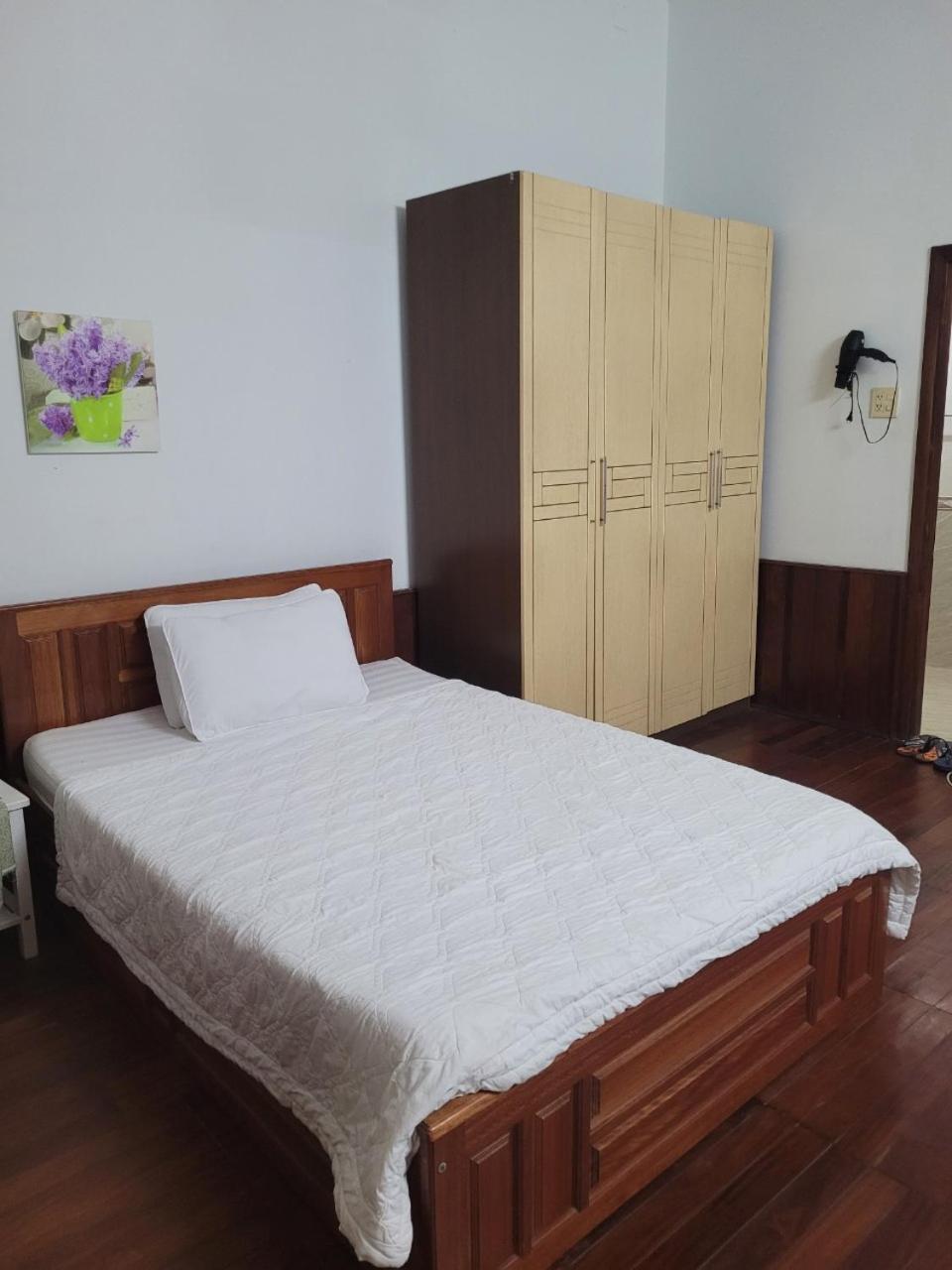 Hostel Ngoc Lien Туихоа Экстерьер фото